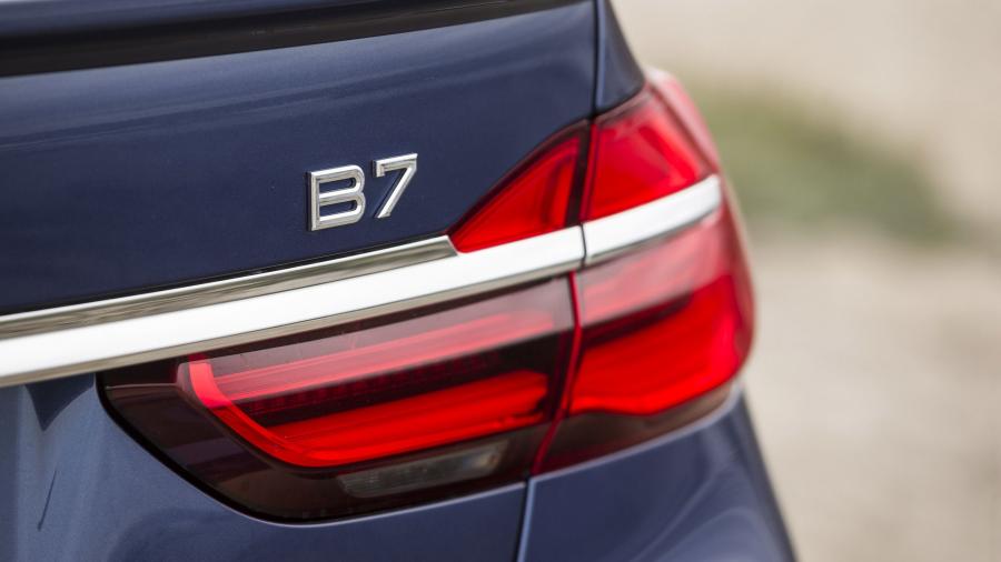 Детали экстерьера Alpina B7 Bi-Turbo Allrad 2018 года  (NA) (фото 23 из 33)